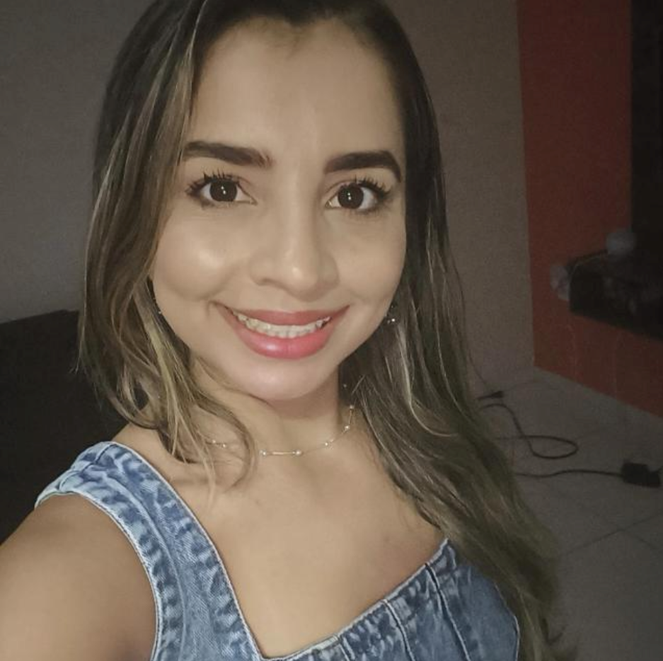 Cleia Ferreira